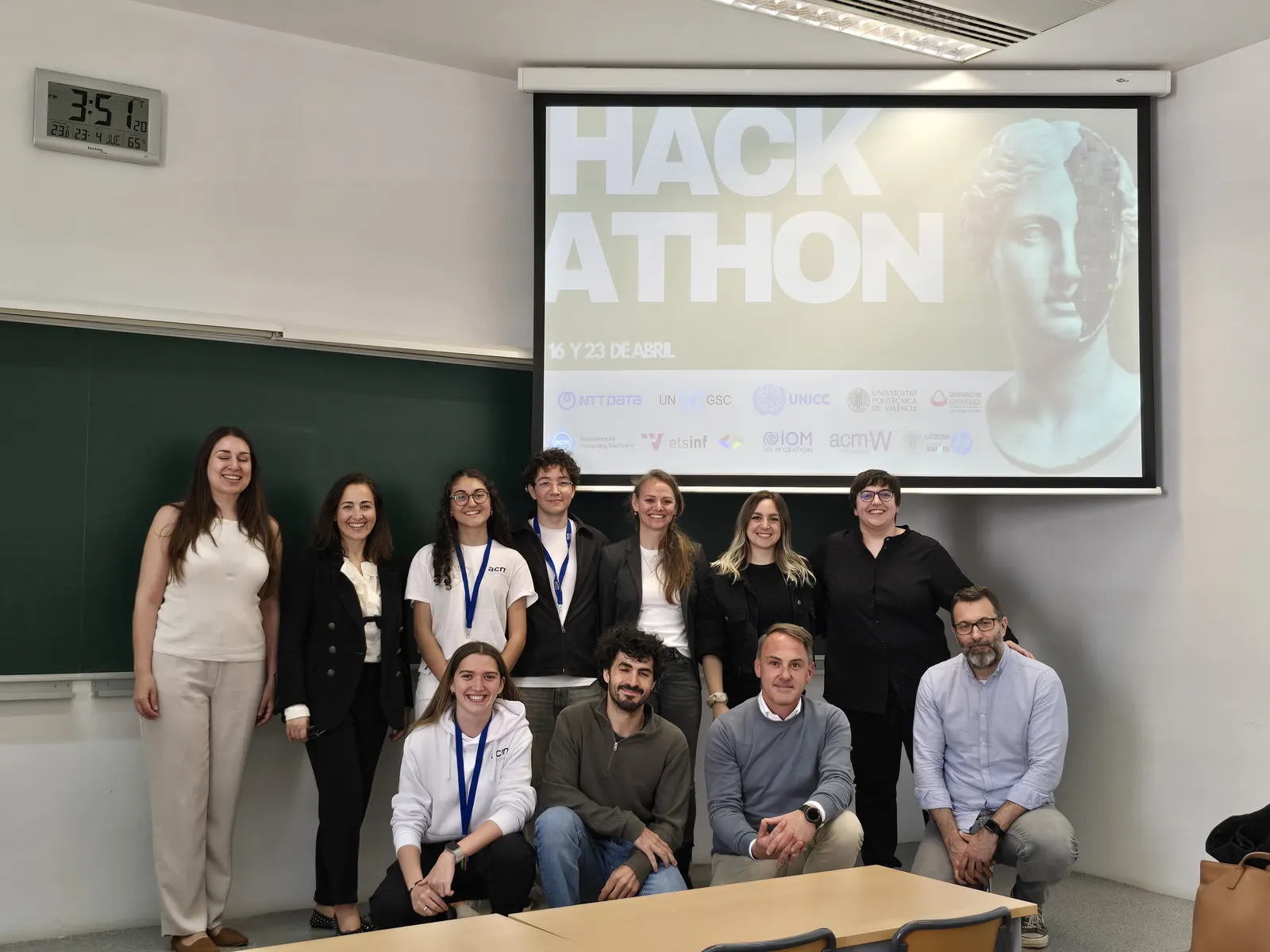 El futuro de la IA no espera: nuestra experiencia en el Hackathon ACM UPV